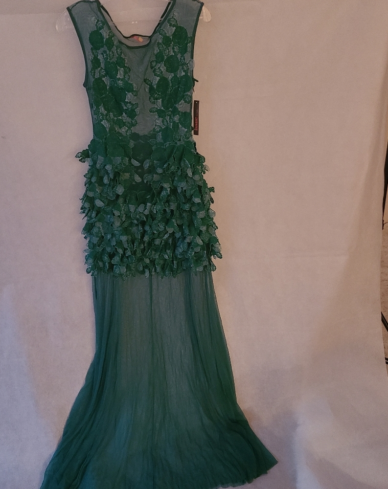 Issue New York 1664 Floral Embroidery Sheer Illusion Emerald Dress